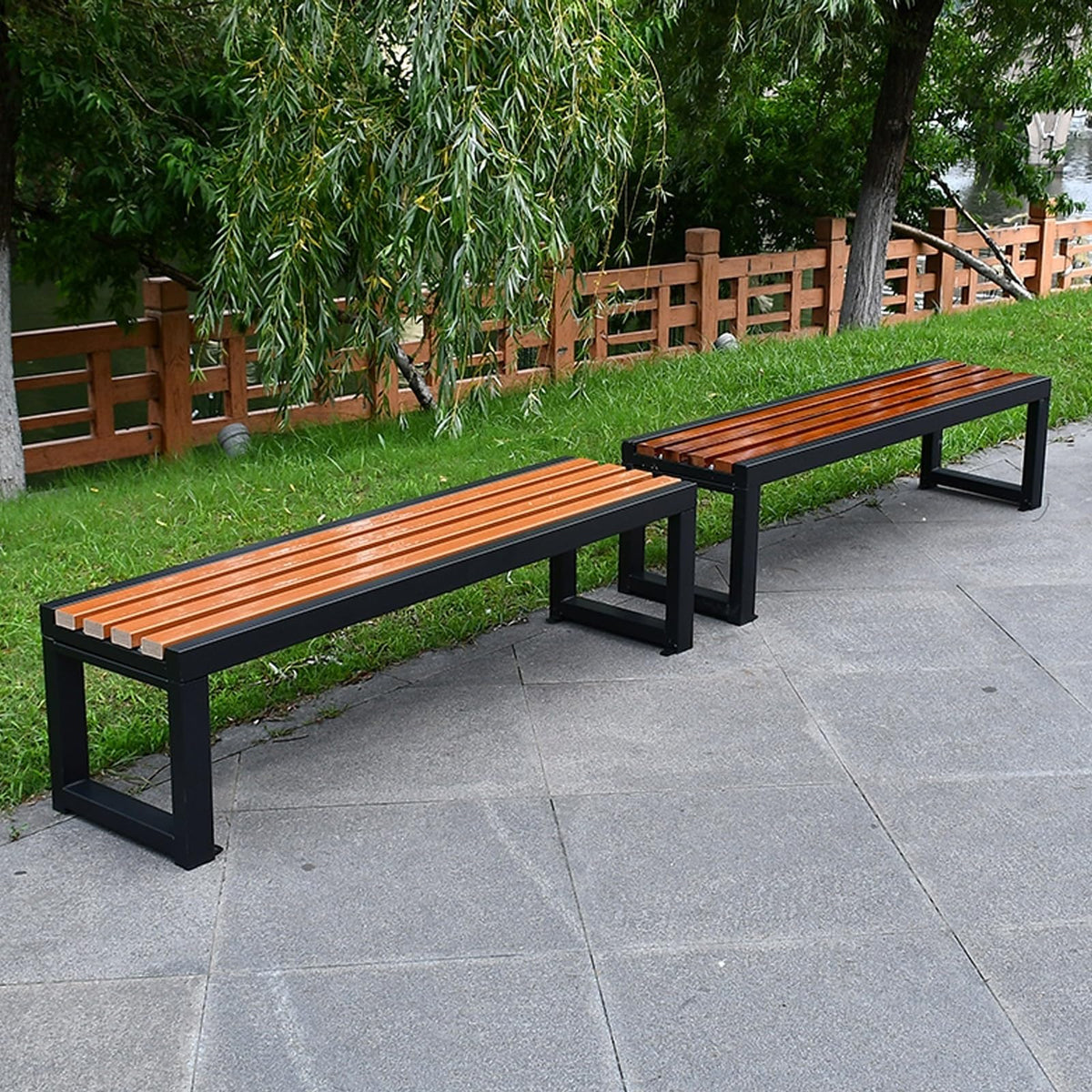 39.4in Cast Iron Outdoor Bench F840889